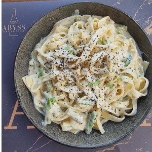 Ταλιατέλες σε σάλτσα παρμεζάνας