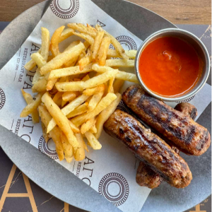 Κεμπάπ προβατίνας ψητό στα κάρβουνα